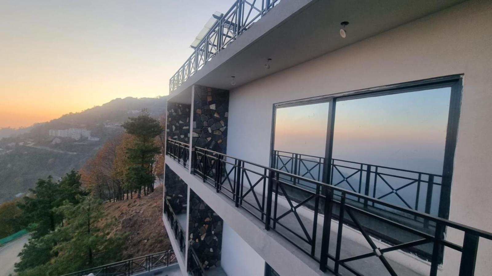 The Bliss Avenue Hotels مورى المظهر الخارجي الصورة